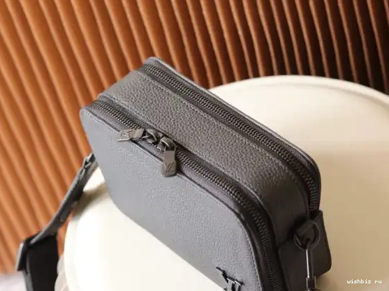 WIS Wearable VUITTON Wallet LOUIS Alpha 0425
